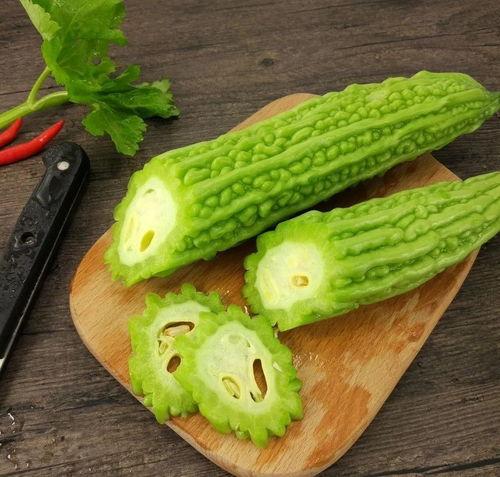 吃自家瓜的视频,视频记录甜蜜瞬间