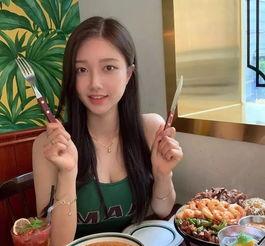 丽水小姐姐吃瓜视频大全,趣味横生的网络潮流